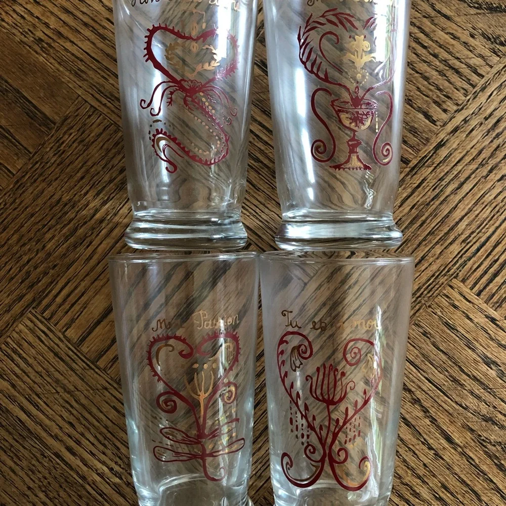 NIB Williams Sonoma Glasses